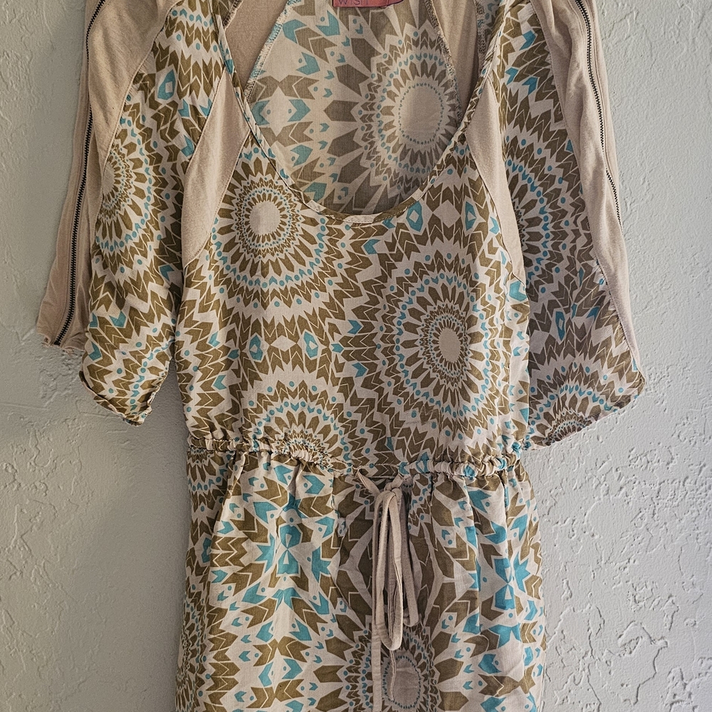 Wish Beige and Teal Patterned Tunic Top